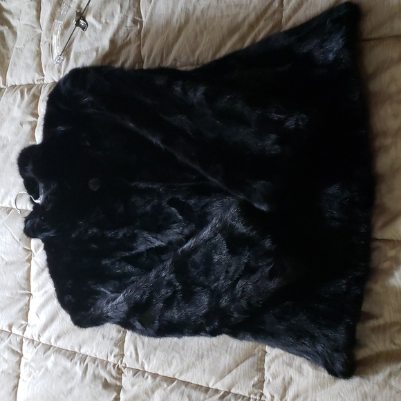 TheFurVault Vintage Mink Jacket Origin Denmark 27" Black & Authenticity Tag - Picture 5 of 7